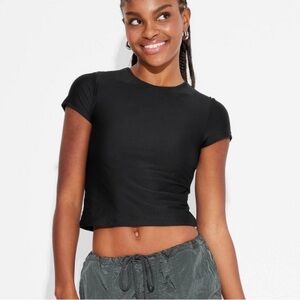 NWT Classic Crop Top